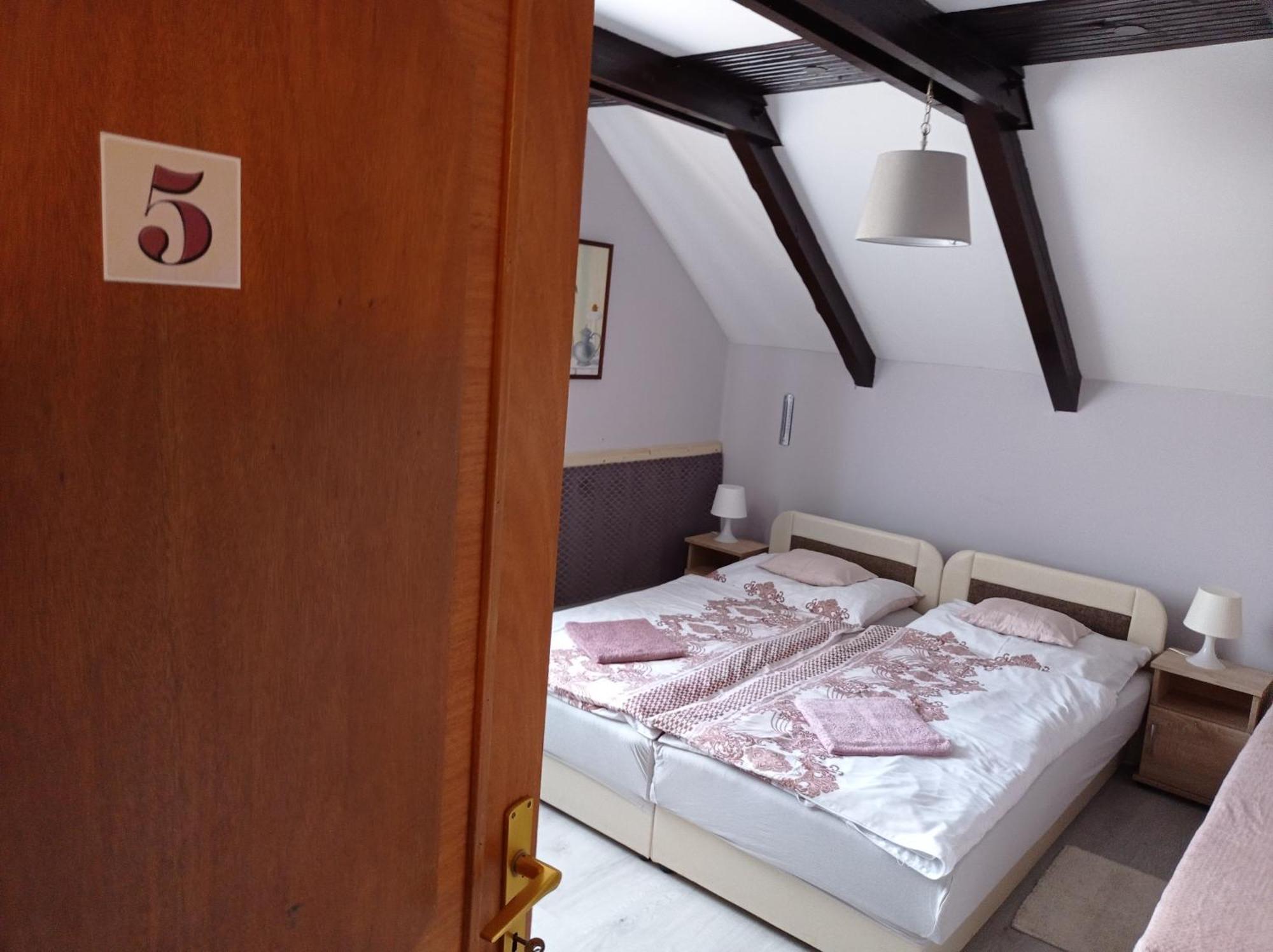 Partifecske Vendeghaz Hotel Tiszafured Luaran gambar