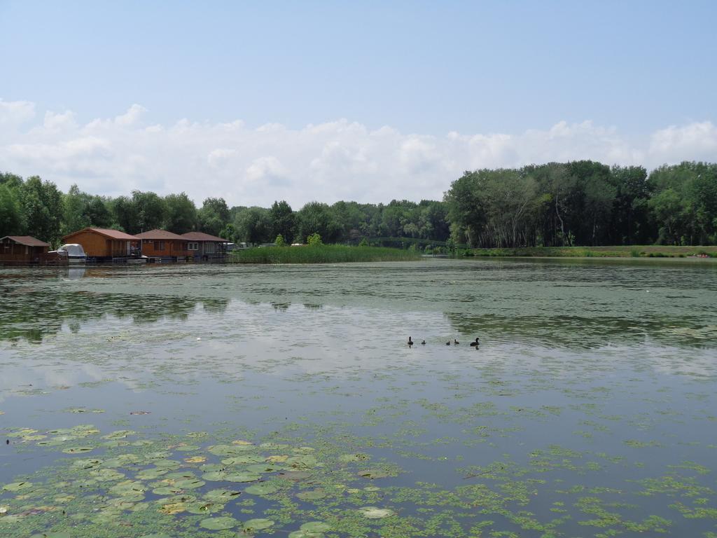 Partifecske Vendeghaz Hotel Tiszafured Luaran gambar